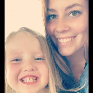 Meet your Posher, Kara